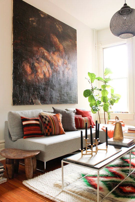 10 Ways to Make a Tiny Apartment Feel Instantly Huge| Small Home Decorating Hacks, Small Room Hacks, Apartment DIYs, How to Decorate Your Small Apartment, Fast Ways to Decorate Your Small Apartment, Popular Pin