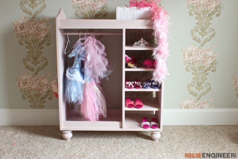 9 Manageable DIYs for Total Dress-Up Organization| Organization, Dress Up Organization, Dress Up Organization Hacks, DIY Organization, DIY Organization Ideas, Organization Hacks, Dress Up Organization #Organization #DIYOrganization