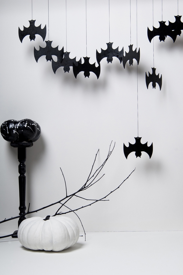 Black and white pumpkin decor